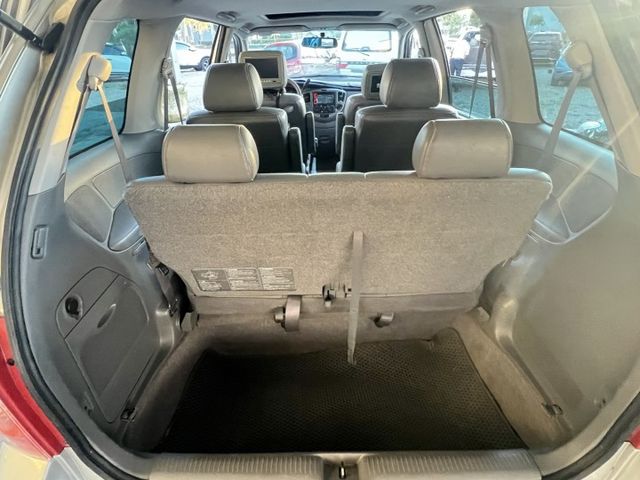 2005年MADZA MPV 便宜賣 載人舒適、載貨都好用。原版件 里程保證  第13張相片