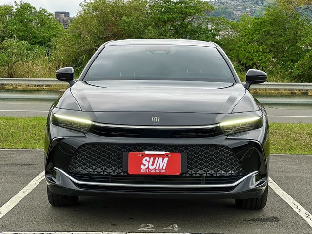 2024年TOYOTA Crown CROWN 2.4  4WD皇家版 2萬多公里  第2張相片