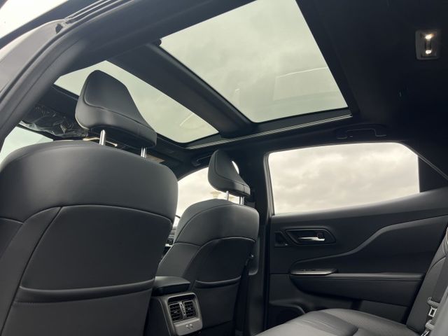 2024年TOYOTA Crown CROWN 2.4  4WD皇家版 2萬多公里  第18張相片
