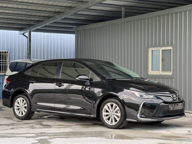 2023年TOYOTA 1.8 ALTIS 僅跑2萬公里 / 原版件 / 跟車 / I-KEY / 原廠保固中  第1張相片