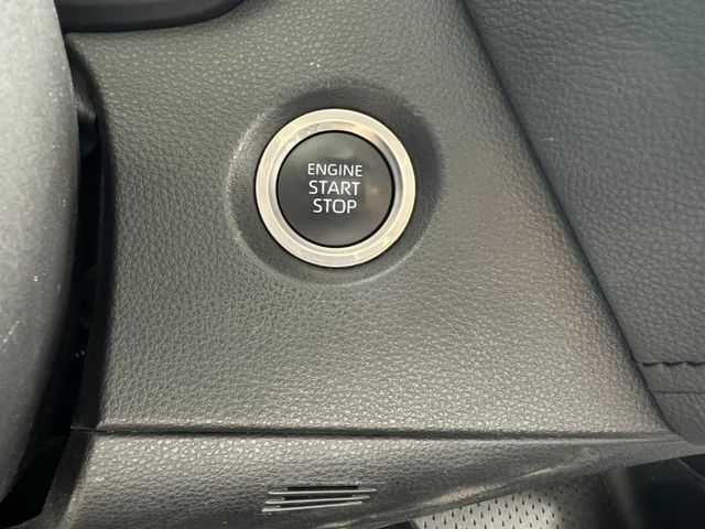 2023年TOYOTA 1.8 ALTIS 僅跑2萬公里 / 原版件 / 跟車 / I-KEY / 原廠保固中  第17張相片