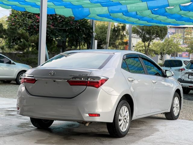 2019年TOYOTA 1.8 ALTIS 原版件 / 全原廠保養 /盲點偵測 / 導航 /  第5張相片