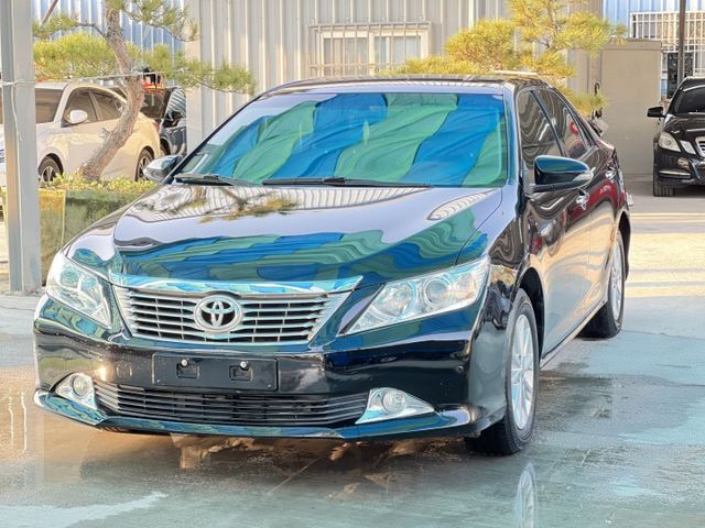 2012年TOYOTA 2.0 CAMRY  僅跑10萬公里 全車原版件 車庫車 車況超優  第3張相片