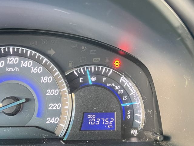 2012年TOYOTA 2.0 CAMRY  僅跑10萬公里 全車原版件 車庫車 車況超優  第12張相片