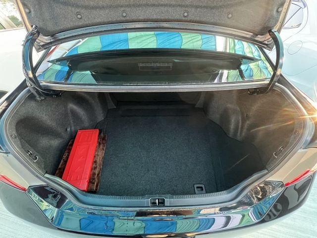 2012年TOYOTA 2.0 CAMRY  僅跑10萬公里 全車原版件 車庫車 車況超優  第14張相片