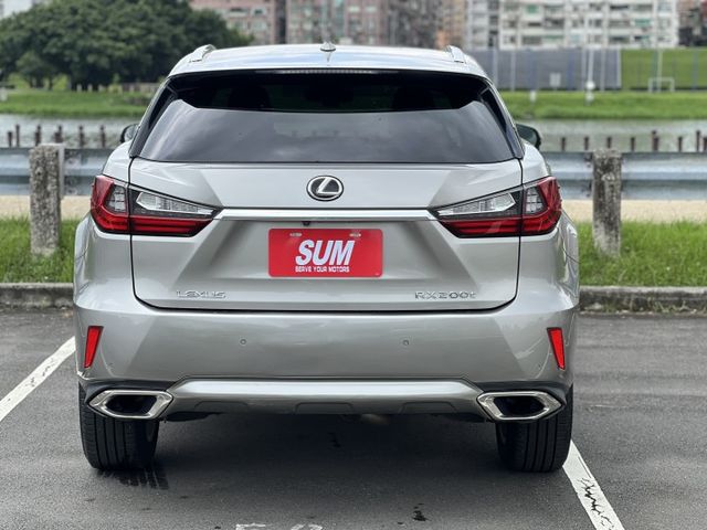 2017年LEXUS 2.0 RX200T 頂級版  第4張相片