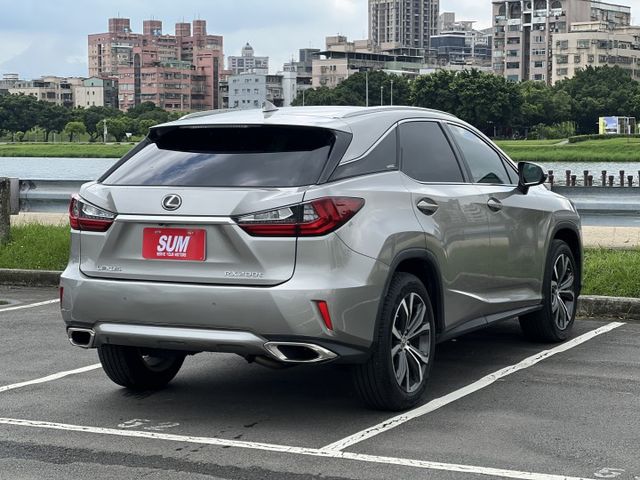 2017年LEXUS 2.0 RX200T 頂級版  第5張相片