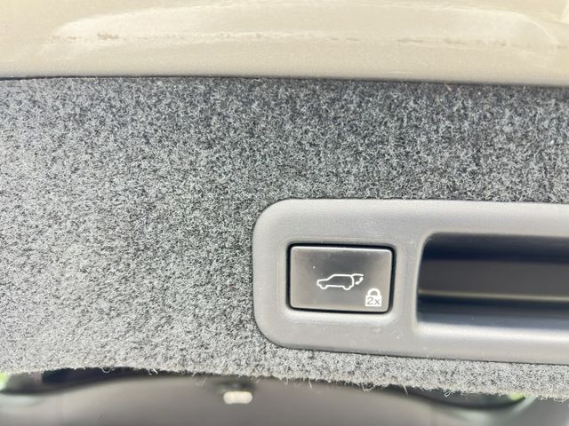 2017年LEXUS 2.0 RX200T 頂級版  第12張相片