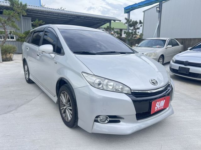 2011年TOYOTA 2.0 WISH 電動椅 定速 循跡 安桌機 行車紀錄器 前後鏡頭  第3張相片