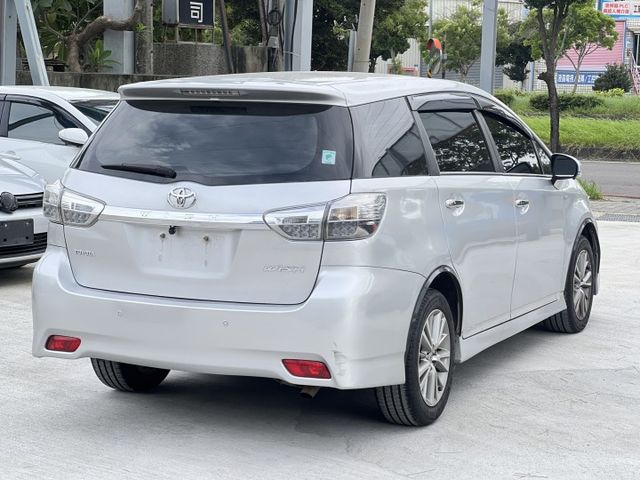 2011年TOYOTA 2.0 WISH 電動椅 定速 循跡 安桌機 行車紀錄器 前後鏡頭  第5張相片