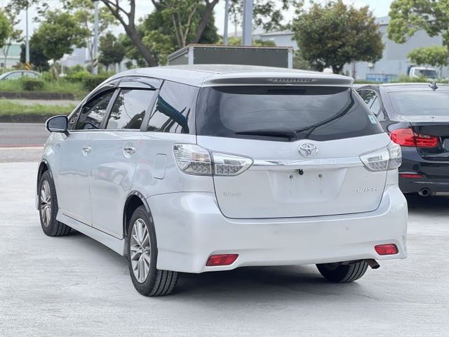 2011年TOYOTA 2.0 WISH 電動椅 定速 循跡 安桌機 行車紀錄器 前後鏡頭  第6張相片