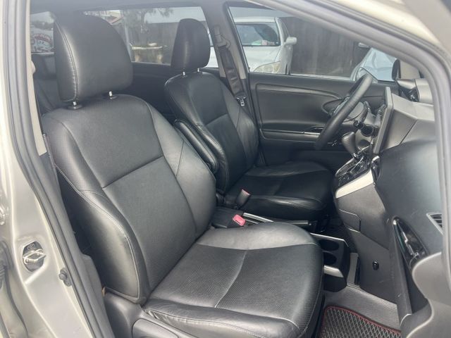 2011年TOYOTA 2.0 WISH 電動椅 定速 循跡 安桌機 行車紀錄器 前後鏡頭  第8張相片