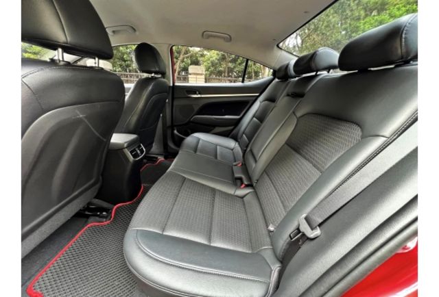 現代 2019年 ELANTRA 1.6 豪華版 一手車  第13張相片