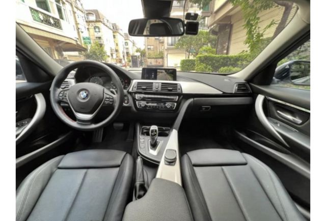 BMW 總代理 320I SPORT LINE 一手里程8萬 認證車  第6張相片