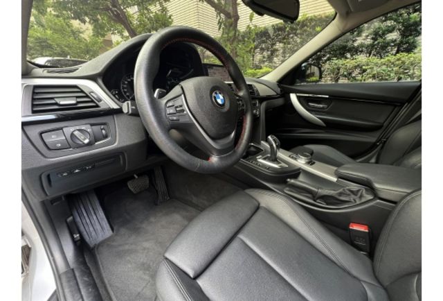 BMW 總代理 320I SPORT LINE 一手里程8萬 認證車  第7張相片