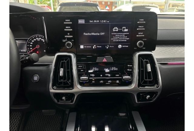 Kia SORENTO  第13張相片