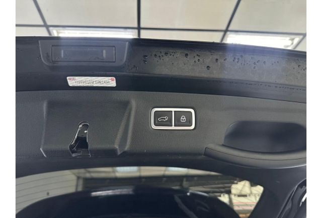 Kia SORENTO  第16張相片