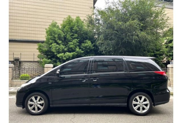 Toyota PREVIA  第5張相片