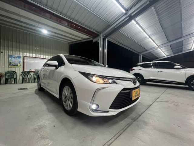 TOYOTA豐田 ALTIS  第4張相片