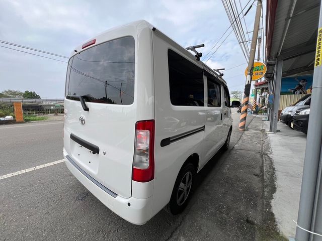 TOYOTA豐田 TOWN ACE  第2張相片