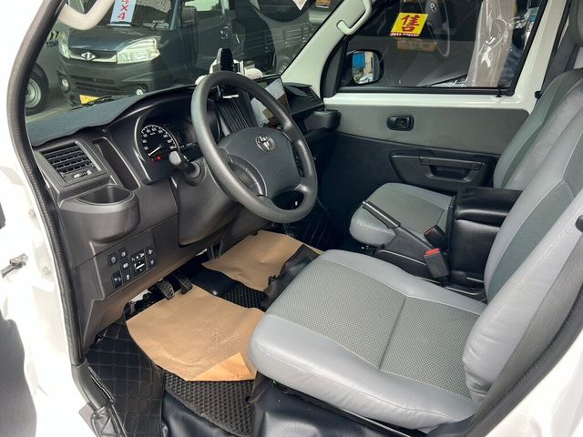 TOYOTA豐田 TOWN ACE  第7張相片
