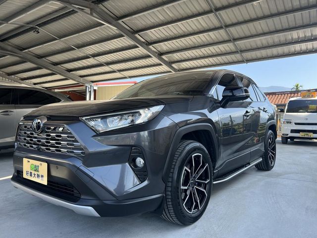 TOYOTA豐田 RAV4  第1張相片