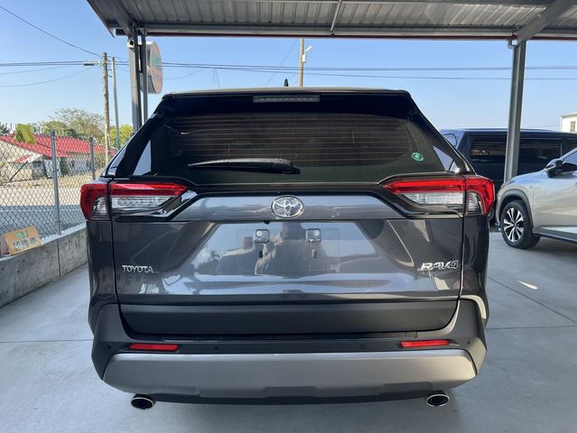 TOYOTA豐田 RAV4  第4張相片