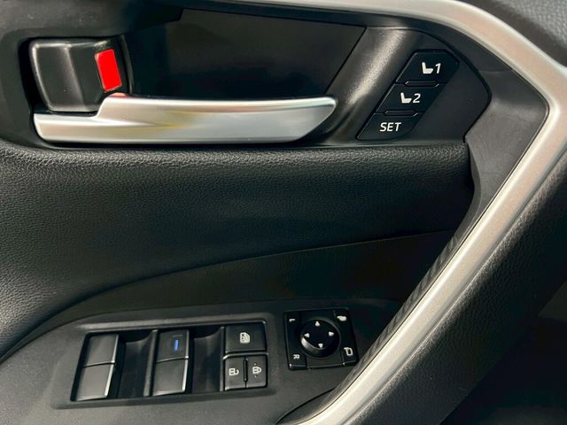 TOYOTA豐田 RAV4  第14張相片