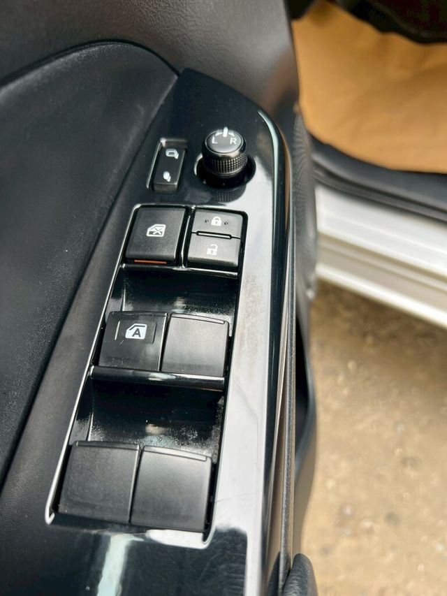 TOYOTA豐田 YARIS  第15張相片