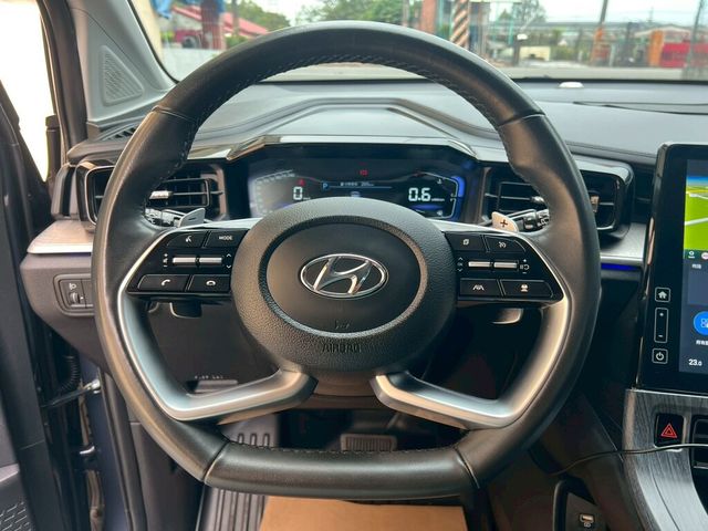 HYUNDAI現代 CUSTIN  第13張相片