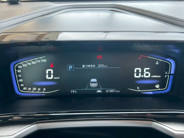 HYUNDAI現代 CUSTIN  第14張相片