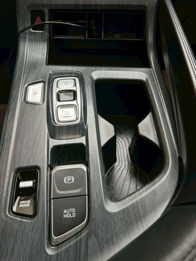 HYUNDAI現代 CUSTIN  第17張相片