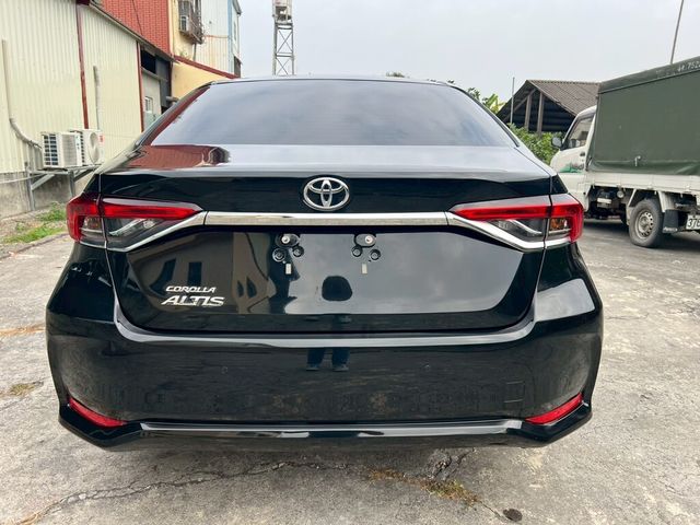 TOYOTA豐田 ALTIS  第4張相片