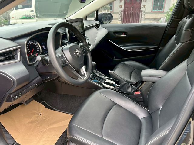 TOYOTA豐田 ALTIS  第7張相片