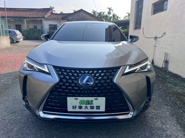 LEXUS凌志 UX250H  第3張相片