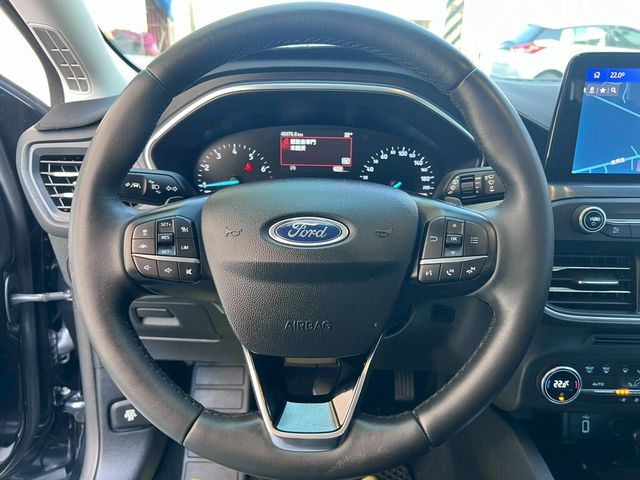FORD福特 FOCUS ACTIVE  第10張相片