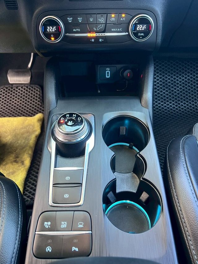 FORD福特 FOCUS ACTIVE  第14張相片