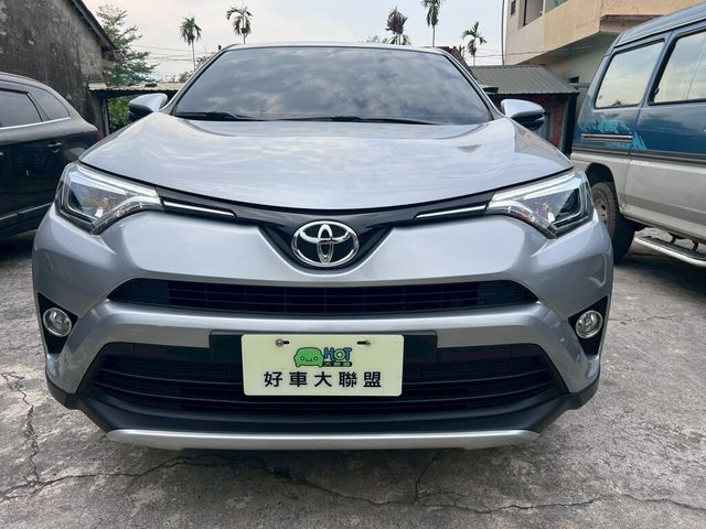 TOYOTA豐田 RAV4  第3張相片