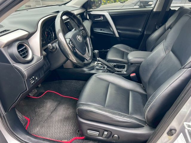 TOYOTA豐田 RAV4  第5張相片