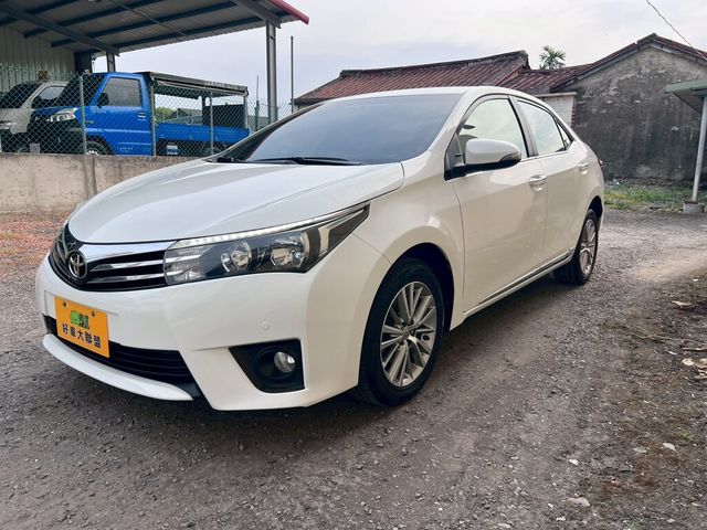 TOYOTA豐田 ALTIS  第1張相片
