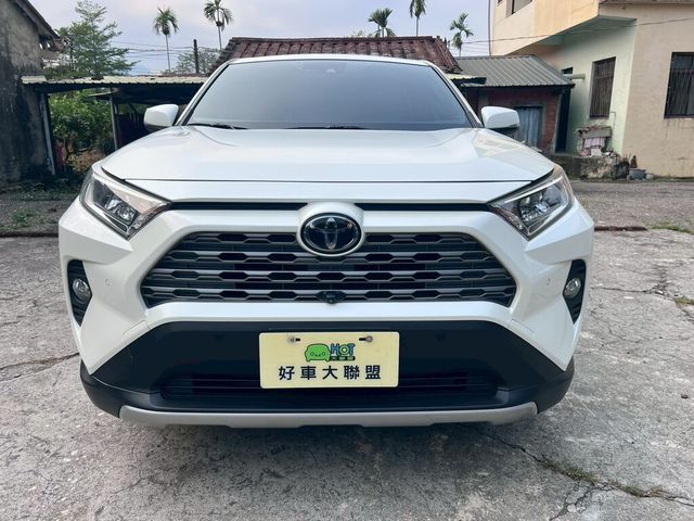 TOYOTA豐田 RAV4  第3張相片