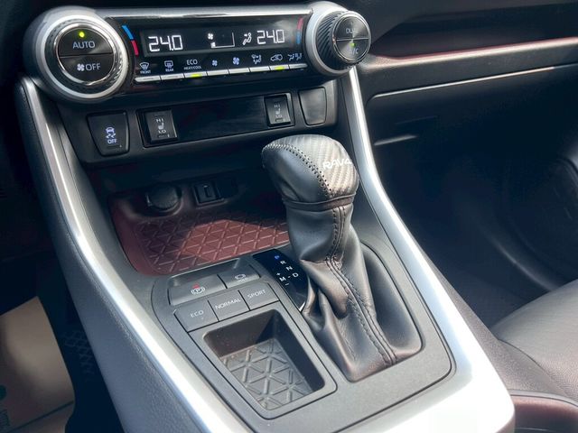 TOYOTA豐田 RAV4  第12張相片