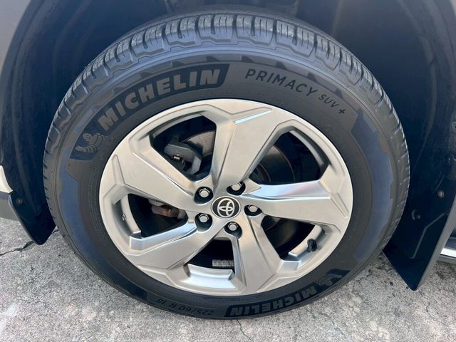 TOYOTA豐田 RAV4  第16張相片