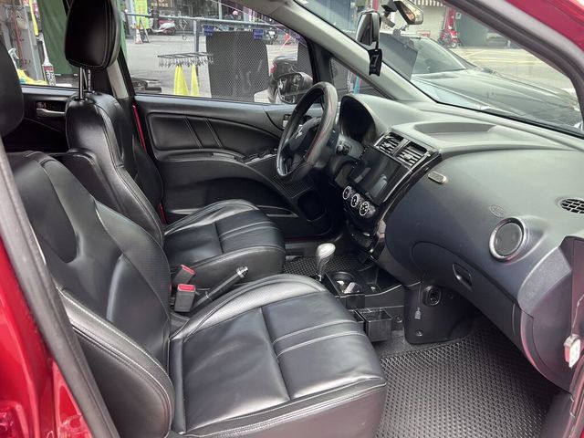 MITSUBISHI三菱 COLT PLUS  第5張相片