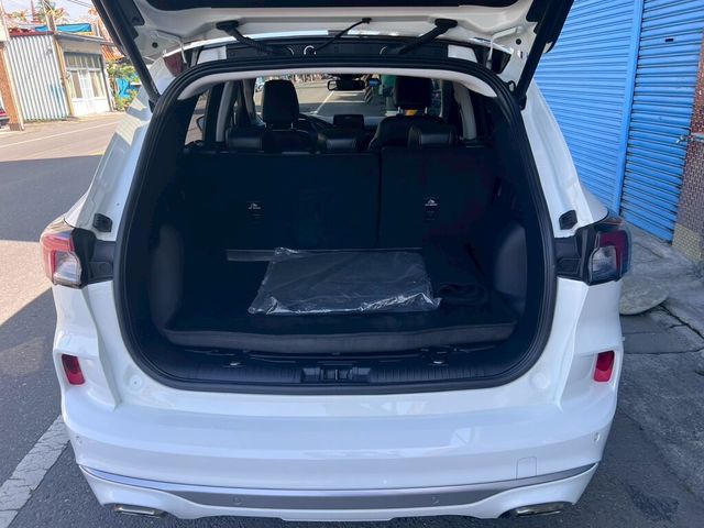FORD福特 KUGA  第9張相片