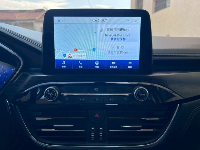 FORD福特 KUGA  第12張相片