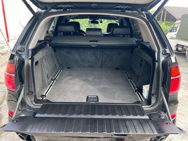 BMW寶馬 X5 XDRIVE30D  第9張相片