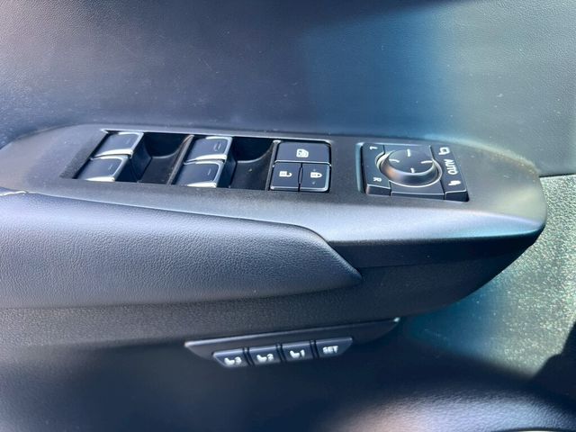 LEXUS凌志 NX300  第15張相片