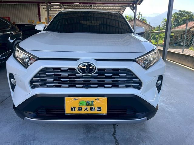 TOYOTA豐田 RAV4  第3張相片