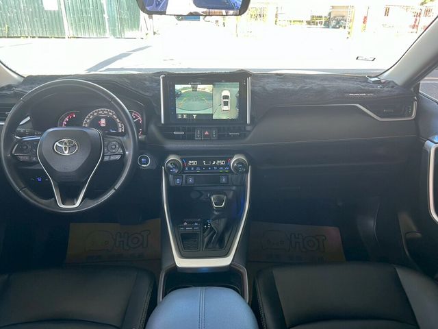 TOYOTA豐田 RAV4  第5張相片